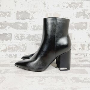 New Calvin Klein Minna Black Faux Leather Ankle Boots K818